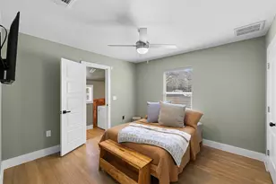 823 Hickory St, Rockdale, TX 76567 - Photo 9