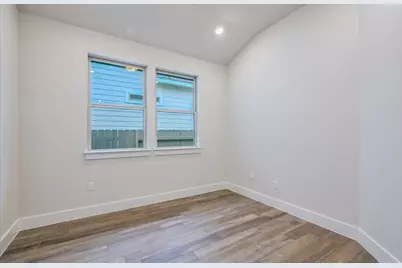 9200 Hamadryas Drive, Austin, TX 78744 - Photo 5