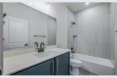 9200 Hamadryas Drive, Austin, TX 78744 - Photo 13