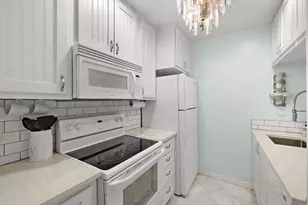 2450 Ashdale Dr, Austin, TX 78757 - Photo 9