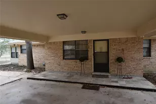 687 Fm 812 Rd, Red Rock, TX 78662 - Photo 5
