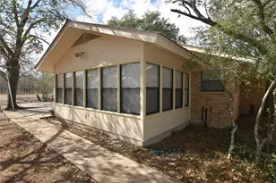 687 Fm 812 Rd, Red Rock, TX 78662 - Photo 17