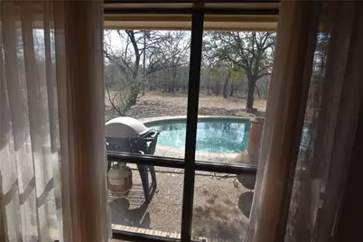 687 Fm 812 Road, Red Rock, TX 78662 - Photo 17