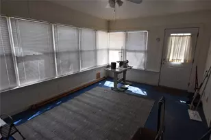 687 Fm 812 Rd, Red Rock, TX 78662 - Photo 35