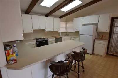 687 Fm 812 Road, Red Rock, TX 78662 - Photo 7