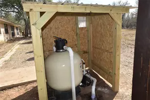 687 Fm 812 Rd, Red Rock, TX 78662 - Photo 39