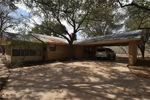 687 Fm 812 Rd, Red Rock, TX 78662 - Photo 3