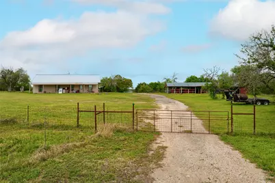 1301 Live Oak Trail, Liberty Hill, TX 78642 - Photo 7