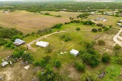 1301 Live Oak Trail, Liberty Hill, TX 78642 - Photo 5
