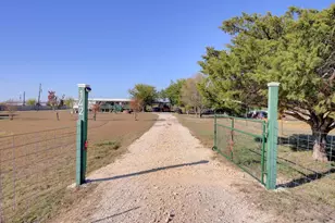 142 Friar Ct, Kyle, TX 78640 - Photo 7