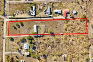 142 Friar Ct, Kyle, TX 78640 - Photo 33