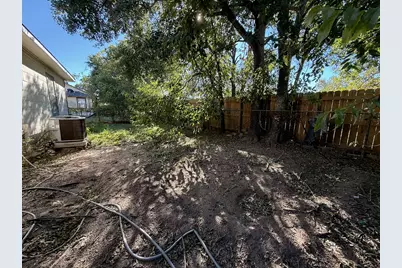 1750 Groesbeck Street, Bryan, TX 77803 - Photo 7