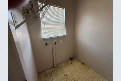 1750 Groesbeck Street, Bryan, TX 77803 - Photo 35