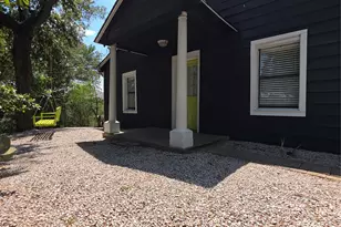 1166 Ridgeway Dr, Austin, TX 78702 - Photo 3