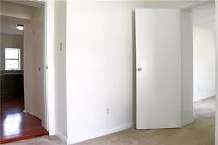 1166 Ridgeway Dr, Austin, TX 78702 - Photo 17