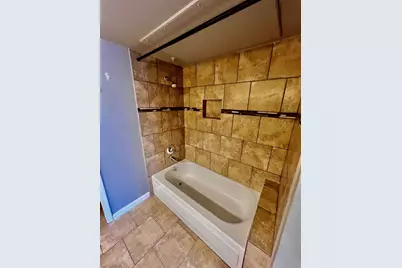 2018 W Rundberg Lane #20B, Austin, TX 78758 - Photo 11