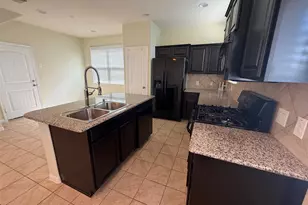 1001 Zodiac Ln, Round Rock, TX 78665 - Photo 5