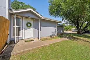 703 Country Aire Dr, Round Rock, TX 78664 - Photo 3