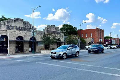 521 Burlington Drive #B, Buda, TX 78610 - Photo 31