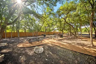 521 Burlington Dr, Buda, TX 78610 - Photo 23