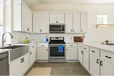 1176 Lott Avenue, Austin, TX 78721 - Photo 11
