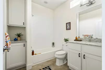 1176 Lott Avenue, Austin, TX 78721 - Photo 17