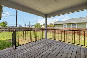 400 Booth St, Taylor, TX 76574 - Photo 31