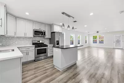 400 Booth Street, Taylor, TX 76574 - Photo 15