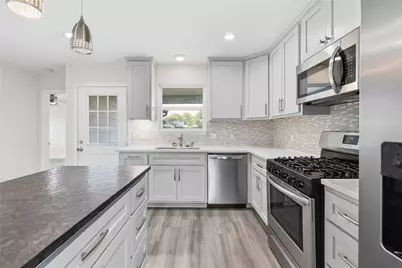 400 Booth Street, Taylor, TX 76574 - Photo 13