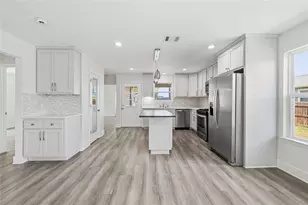 400 Booth St, Taylor, TX 76574 - Photo 11