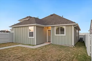 107 Tillage Rd, Elgin, TX 78621 - Photo 29