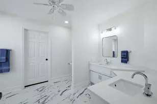 410 Hi Cir W, Horseshoe Bay, TX 78657 - Photo 17