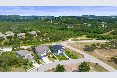 8108 Turning Leaf Circle, Lago Vista, TX 78645 - Photo 31