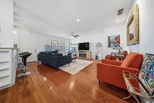 2301 Lawnmont Ave, Austin, TX 78756 - Photo 11