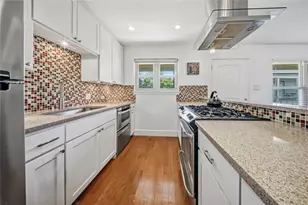 2301 Lawnmont Ave, Austin, TX 78756 - Photo 3