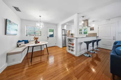 2301 Lawnmont Avenue #8, Austin, TX 78756 - Photo 7