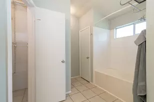 1902 Hollow Tree Blvd, Round Rock, TX 78681 - Photo 17