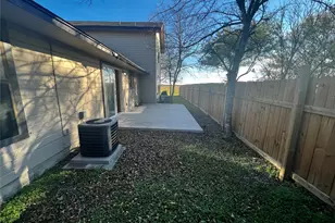 1204 Blackjack St, Lockhart, TX 78644 - Photo 19