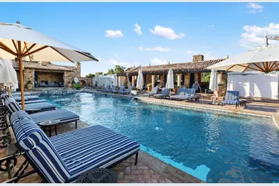 165 Plaza Escondido, Horseshoe Bay, TX 78657 - Photo 9