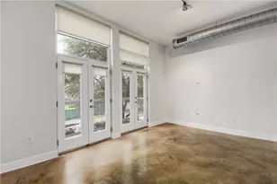 1601 E Cesar Chavez St, Austin, TX 78702 - Photo 15
