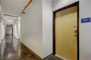 1601 E Cesar Chavez St, Austin, TX 78702 - Photo 17