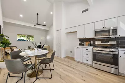 6209 Reicher Drive, Austin, TX 78723 - Photo 7