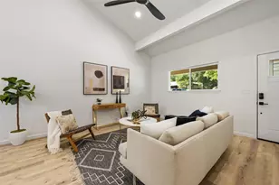 6209 Reicher Dr, Austin, TX 78723 - Photo 5