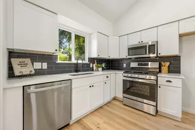 6209 Reicher Drive, Austin, TX 78723 - Photo 29