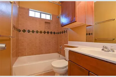 5405 Avenue H #B, Austin, TX 78751 - Photo 11