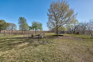 502 NW River Rd, Martindale, TX 78655 - Photo 29