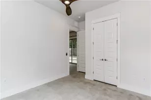 8411 Bowling Green Dr, Austin, TX 78757 - Photo 23