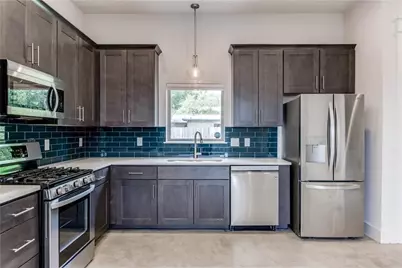 8411 Bowling Green Drive #B, Austin, TX 78757 - Photo 7