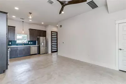 8411 Bowling Green Drive #B, Austin, TX 78757 - Photo 5