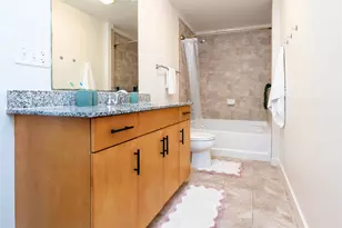 360 Nueces St, Austin, TX 78701 - Photo 17